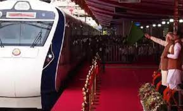रानी कमलापति-नई दिल्ली वंदे भारत एक्सप्रेस को पीमए मोदी ने दिखाई हरी झंडी