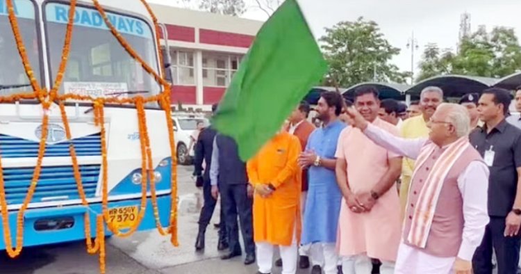 सीएम खट्टर ने पिहोवा से करनाल जाने वाली बस को हरी झंडी दिखाकर किया रवाना
