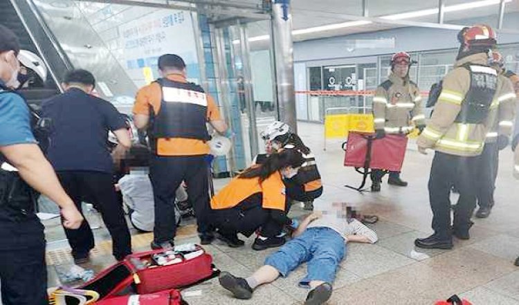 दक्षिण कोरिया में एस्केलेटर खराब होने से चौदह लोग घायल