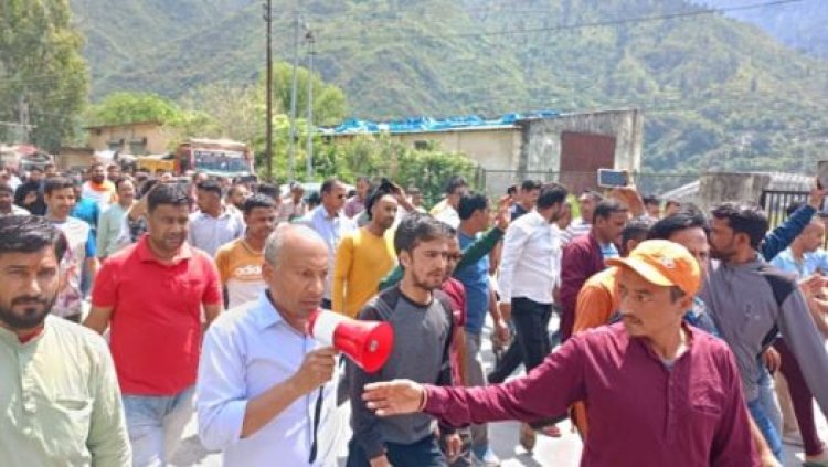 उत्तराखंड : लव जेहाद पर पहाड़ में विरोध पर शुरू हुई राजनीति