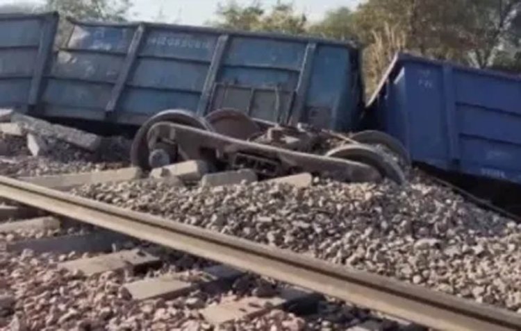 एससीआर ने आंध्र प्रदेश में आठ ट्रेनों को किया रद्द
