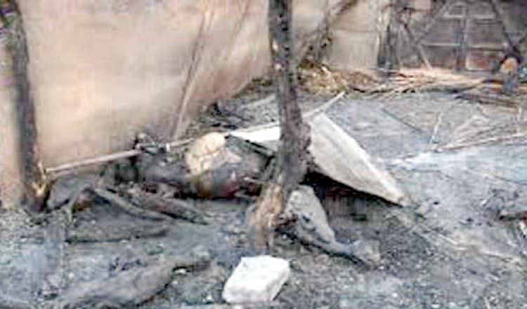 यमन में विस्थापितों के शिविर में आग लगने से 11 घर जले