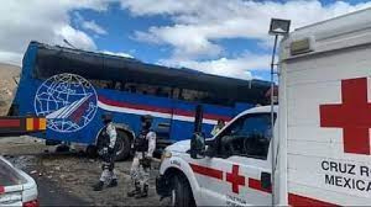 मेक्सिको में बस और ट्रक की भिडंत में छह लोगों की मौत, 53 घायल