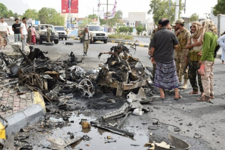 यमन के ताइज़ में विस्फोटों में 4 सैनिकों की मौत