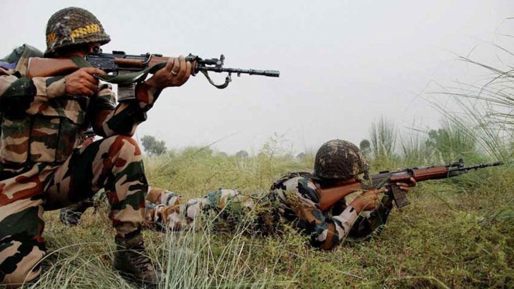 जम्मू-कश्मीर : कुलगाम में गोलीबारी में सेना के तीन जवान शहीद