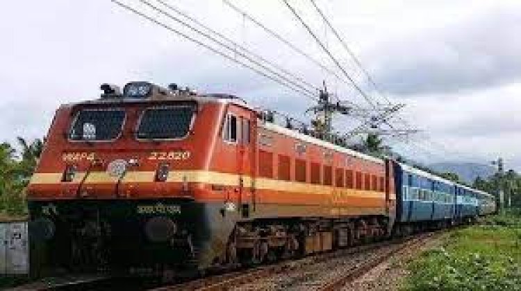 फर्रुखाबाद जंक्शन से गुजरने वाली चार एक्सप्रेस ट्रेन को पांच सितंबर तक किया निरस्त