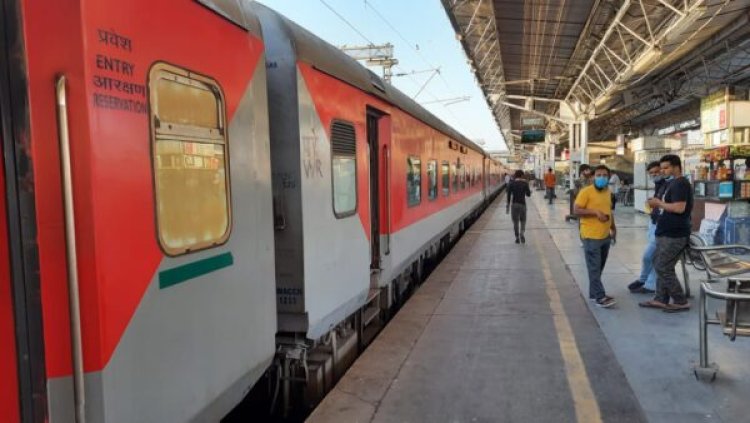 वेरावल-बान्द्रा एक्सप्रेस ट्रेन का ठहराव मालीया हाटीना पर होगा शुरू