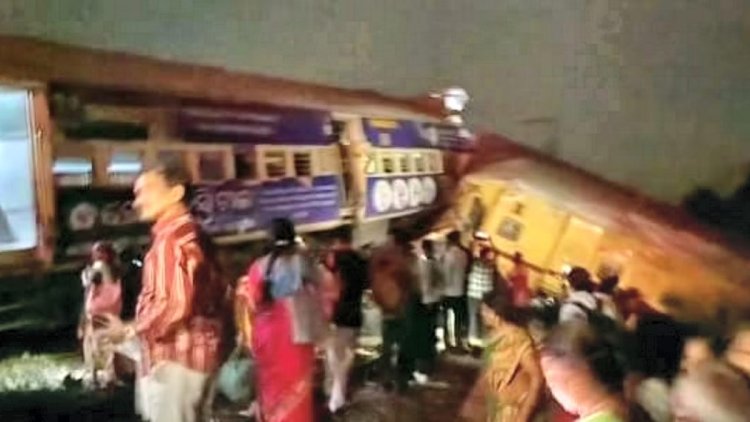 आंध्र में दो ट्रेनों की टक्कर में छह लोगों की मौत