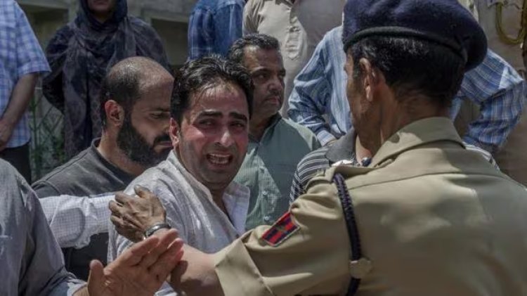 जम्मू कश्मीर में राजनीतिक दलों के नेताओं ने पुलिसकर्मी की हत्या की निंदा की