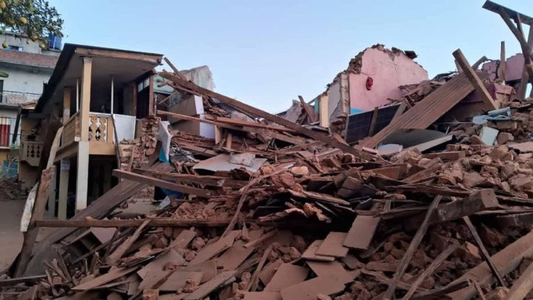 नेपाल में आए विनाशकारी भूकंप में 250 से ज्यादा लोग हताहत
