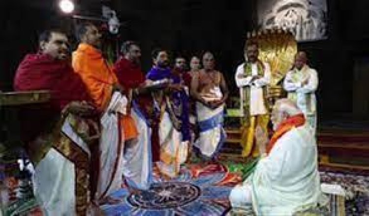 पीएम मोदी ने तिरूपति मंदिर में दर्शन किए, भारतीयों की समृद्धि के लिए प्रार्थना की