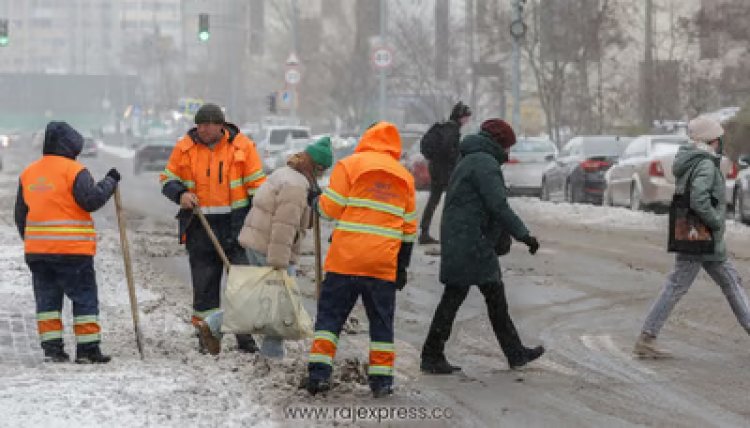 यूक्रेन में बर्फ़ीले तूफ़ान से कम से कम 5 की मौत, 19 घायल