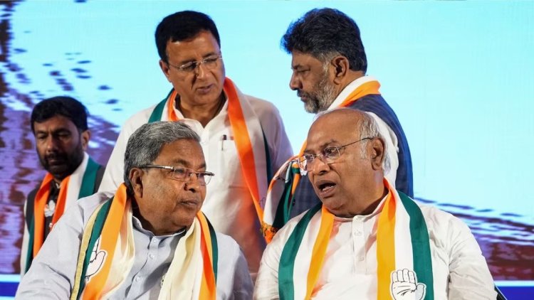 तेलंगाना में हुई कांग्रेस विधायक दल की बैठक, विधायकों ने आलाकमान पर छोड़ा सीएम का फैसला
