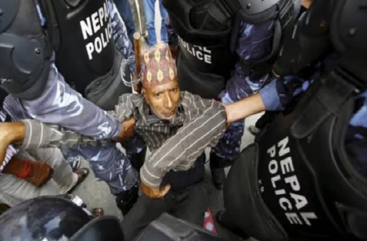 नेपाली नागरिकों को रूसी सेना में शामिल होने के लिए भेजने के आरोप में 12 गिरफ्तार