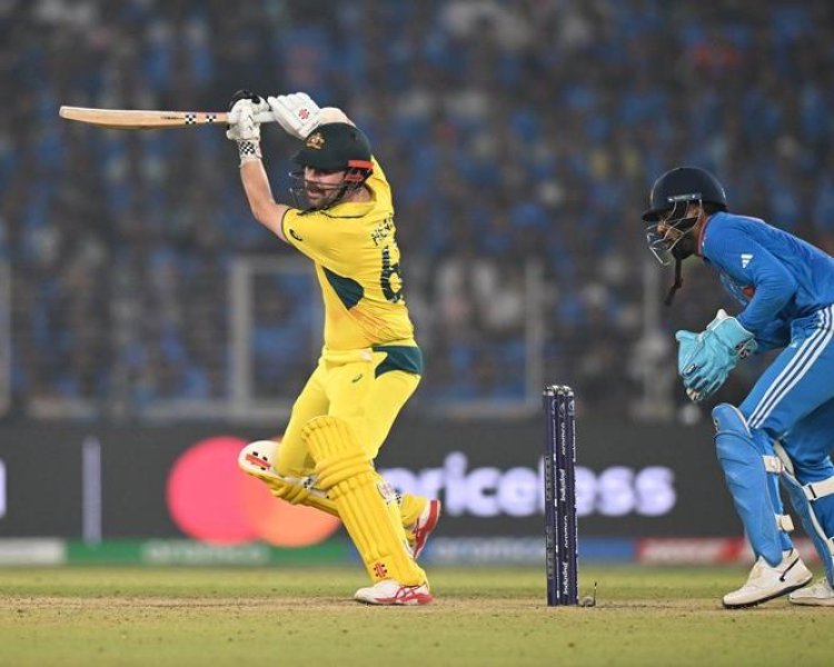 वॉर्नर और ख्वाजा ने की तेज शुरूआत, लंच तक आस्टेलिया के बिना विकेट गंवाये 117 रन