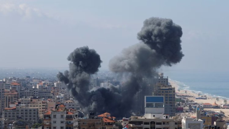 गाज़ा पट्टी में इजराइली हवाई हमले में दर्जनों फलस्तीनियों की मौत