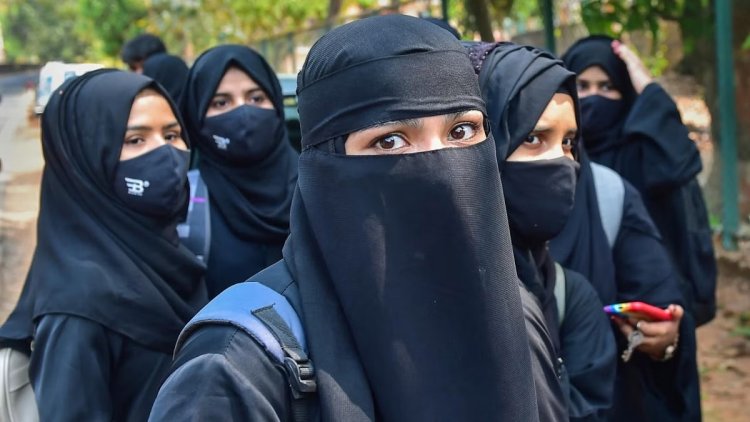 हिजाब से पाबंदी हटना शिक्षण संस्थानों की ‘धर्मनिरपेक्ष’ प्रकृति’ के प्रति चिंताजनक: कर्नाटक भाजपा
