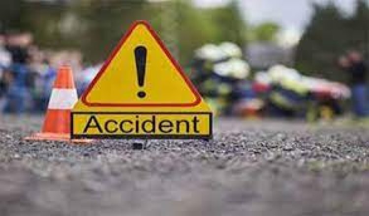 पश्चिम बंगाल के हावड़ा जिले :  में गश्ती वाहन से ट्रक की टक्कर में दो की मौत, तीन घायल