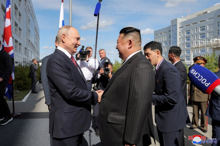 पुतिन ने उत्तर कोरियाई विदेश मंत्री से मुलाकात की