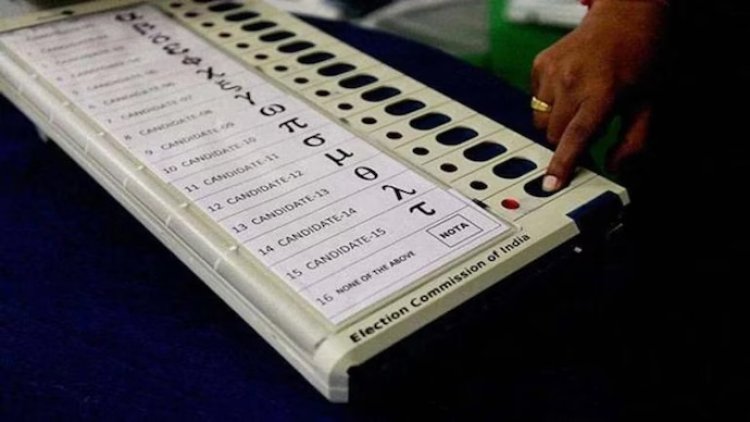 आंध्र प्रदेश में चुनावी कदाचार के आरोप में अवर सचिव निलंबित