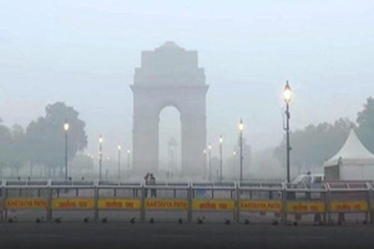 दिल्ली में सोमवार सुबह  से न्यूनतम तापमान रहा 12.4 डिग्री सेल्सियस