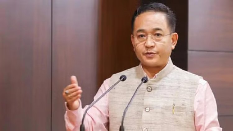 सिक्किम के मुख्यमंत्री ने अस्थाई सरकारी कर्मचारियों को नियमित करने की घोषण की