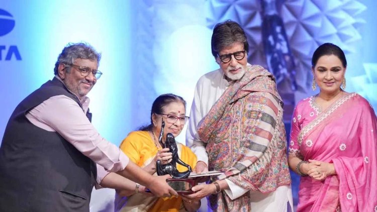 अमिताभ बच्चन को मिला लता दीनानाथ मंगेशकर पुरस्कार