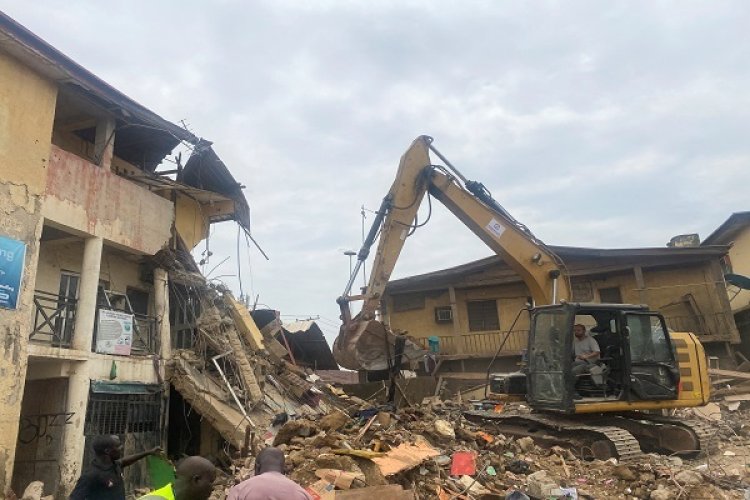 उत्तरी नाइजीरिया में इमारत ढहने से तीन की मौत