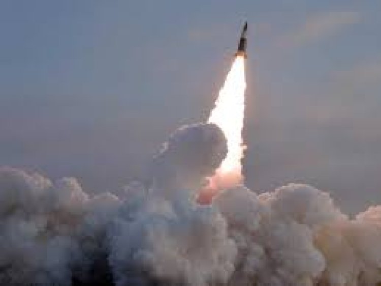 उत्तर कोरिया ने सामरिक बैलिस्टिक मिसाइल का परीक्षण किया